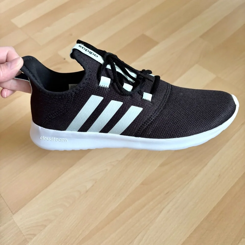 Adidas Cloudfoam Pure 2.0 Walking / Running Shoes Men’s Size 7